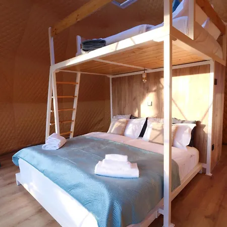 Glamping Trhovky Luxury tent