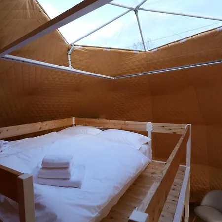 Luxury tent Glamping Trhovky Milesov