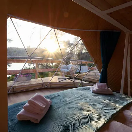 Glamping Trhovky Luxury tent