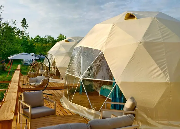 Glamping Trhovky Campo de lujo *