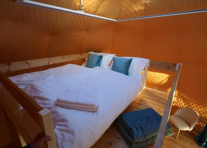 Glamping Trhovky Milesov (Pribram)